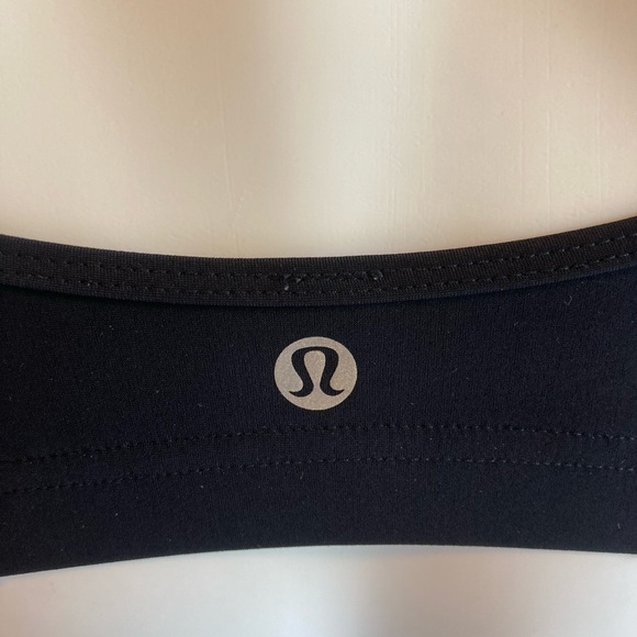 Lululemon Black Zipper Sports Bra Top size M - Picture 5 of 11